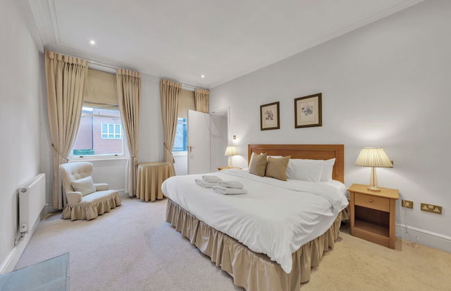 The Hertford Boutique - Foto 51