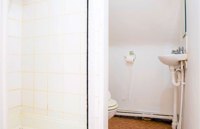 Travellers Stays In The Heart Of Orrell Park - Foto 8