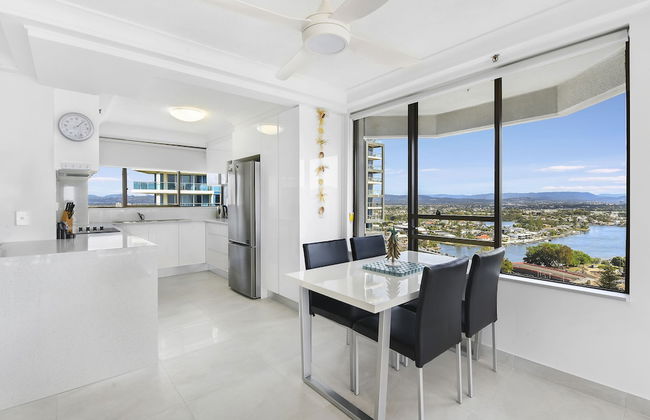 Surfers Century Oceanside Apartments - Foto 20