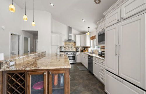 Lake House, Fire Table, Hot Tub, Screened in Porch - Foto 15