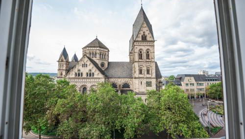 3-Floor Oasis in the Heart of Koblenz, Sleeps 16 - Foto 2