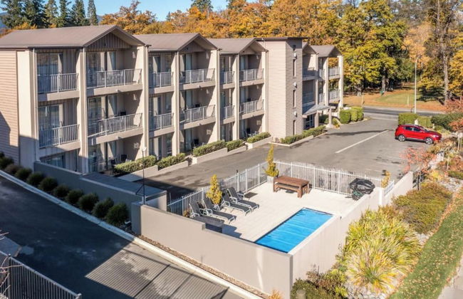 Clear Ridge Apartments - Photo 14