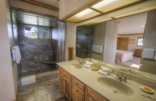 Five-Bedroom House - Foto 26