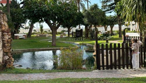 Apartamento premium a pie de playa, con 3 piscinas, mini golf y terraza - Foto 4