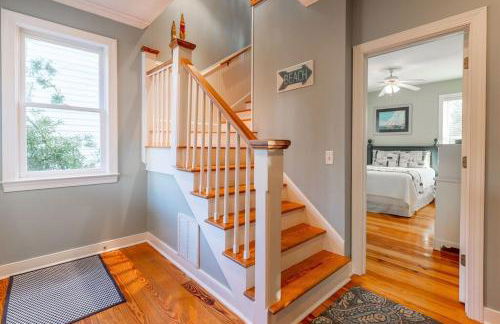 Centennial Coast Cottage - with Heated pool - Foto 31