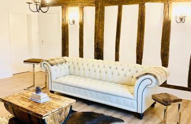 Farmhouse Retreat with Hot Tub, Pool, Horses, Games Room, Free Car Park, Only 45 min from Oxford Circus - Foto 80