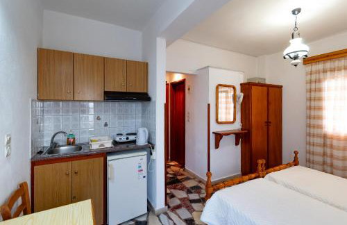 Lefteris Rooms - Foto 29