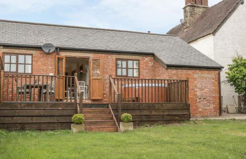 Old Hall Barn 1 - Photo 1