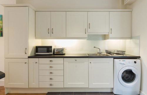 Tegfryn (Sleeps 8), 5*, Sea View, Borth y Gest - Photo 43