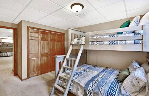 Lakefront Cottage Fully Equipped with Excellent Location in Saint Croix Falls, Wisconsin - Foto 17