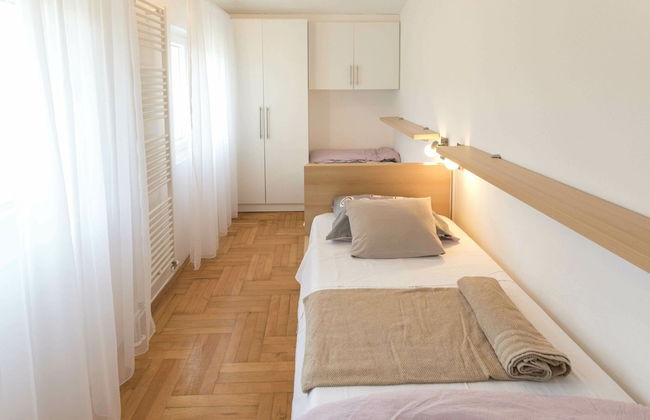 Pool Villa in Sibenik Near Lake - Photo 4