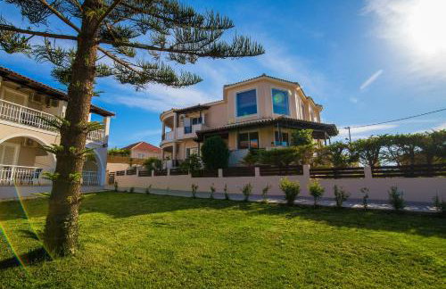 Kondarini Sea View Villa, Just 290m from the beach, by ZanteWize - Foto 43