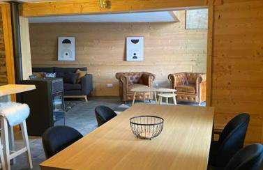 Maison Familiale Style Chalet - Centre village - Foto 34