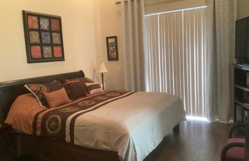 Beautiful furnished 3 BR home, pool, clubhouse access - if interested, please provide your name, contact info - Photo 21