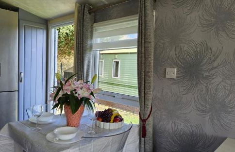Cosy caravan in Billing Aquadrome - Photo 36