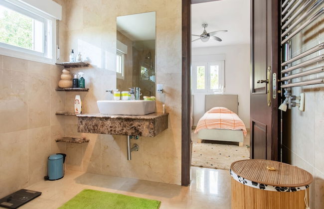 Villa in Granada With Sea Views & Pool - Foto 9