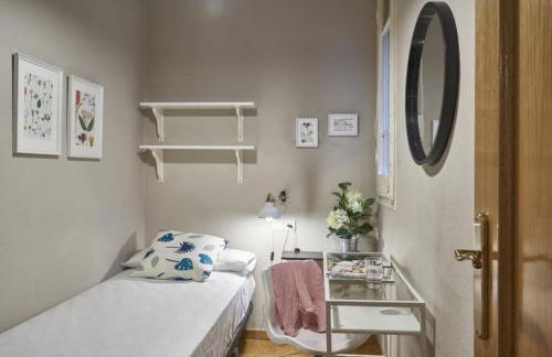 BeBarceloner Sants Apartments- 3 bedroom - Foto 10