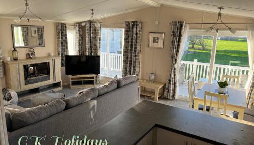 G & K Luxury Lodge - Photo 5