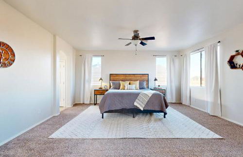 Hot Tub and Game Room Poolside Paradise in Phoenix! - Foto 15