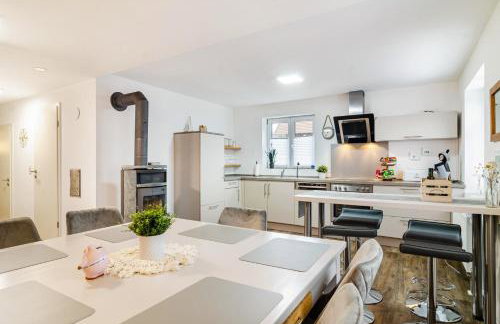 Salem´s Treasure Manor - Foto 8