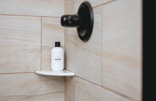 NEW Ivy House 3BR Townhome Downtown Beaches Wineries - Foto 72