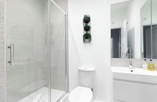 Elliot Oliver - Stylish 2 Bedroom Town Centre Apartment - Photo 15