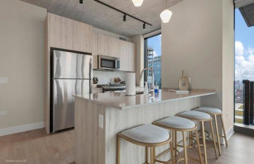 Sage Modern Apartments Near Union Park in West Loop - Photo 31