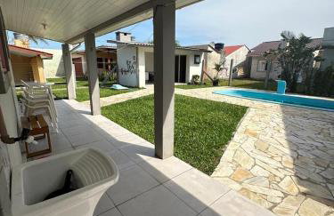 Casa com piscina em Arroio do Sal - Foto 9