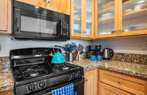 Pacific Beach Dreaming - AC, walk 2 town, garage & beach - Foto 8