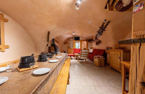 Chalet De Charme à la Montagne - Foto 8