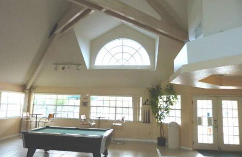 HARRY POTTER LIVES HERE! Unforgettable Home, Pool, Sleeps 8, Near Dis, LOW Rates! - Foto 87