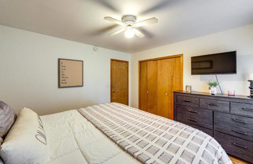 Walk to Owasco Lake Auburn Home with Hot Tub - Foto 10