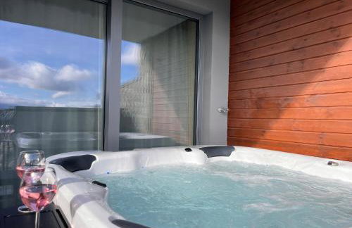 Kras Resort - Apartament 102G z jacuzzi , sauną i widokiem na góry - Foto 3