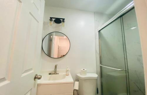 Oui on Ludlow - Entire House and Private Rooms in University City - Foto 23