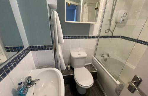 Welcoming and Homely 2 Bed in Central Location - Foto 14