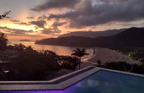 Refúgio dos sonhos - piscina de borda infinita e hidromassagem com vista - Foto 78