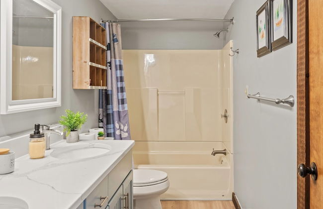 Boulder Pointe by Avantstay Deck Forest Views Boulder Lake Club Passes - Foto 37