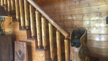 LOG HOME CANINE RETREAT with DOG ART COLLECTION - Foto 3