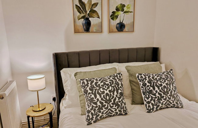 2-Bed Apartment - For Contractors & Business Travellers - Long Stays Welcome - Photo 12