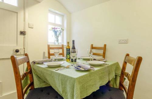 2 Bed in Ceres 78228 - Photo 6