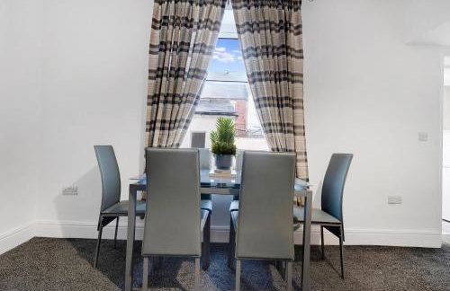 NEW! 4BR in Stanley - Foto 35