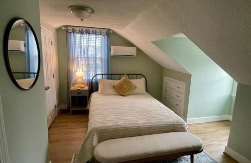 Altavista House - Renovated, Charming, & Walkable - Foto 2