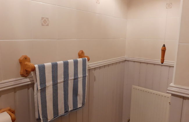 2 Bed Apartment 2 Mins Walk Away From the Beach! - Foto 10