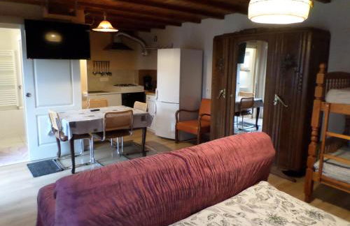 Studio-appartement et chambre à proximité d'une maison de Maître de 1904 - Photo 6