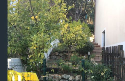 Sunny Costa Brava Getaway with Big Private Terrace - Foto 18