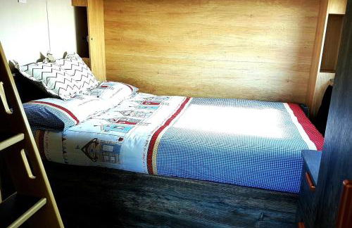 POD6 Family Glamping with seaview & Wi-Fi - Photo 24