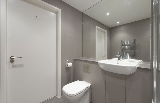 Fortified Apartment - Photo 23