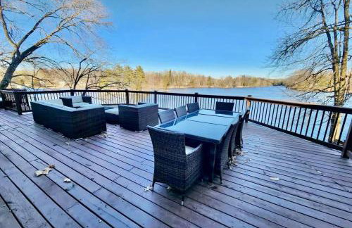 Lakefront Group Stay, Sleeps 19, Indoor Pool, Hot Tub, Arcades - Foto 41