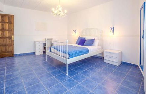 Spacious villa in Can Trabal with private pool and jacuzzi 980 m² - Foto 41