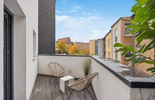 maremar - Design im Zentrum - 2 Schlafzimmer - Luxus Boxspringbetten - Küche - Arbeitsplätze & Highspeed WLAN - Balkon - Foto 12